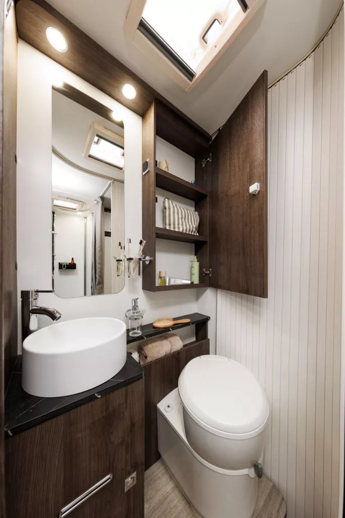 Autocaravana de alquiler Benimar 463 UP - Imagen 8