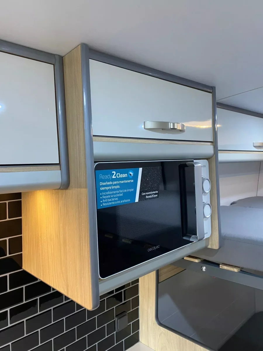 Furgoneta camper de alquiler Fiat Ducato L3H2 - Imagen 7