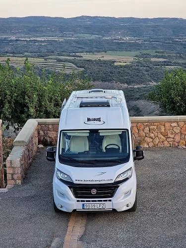 Furgoneta camper segunda mano McLouis Menfys Van max 3 S-line - Imagen 6