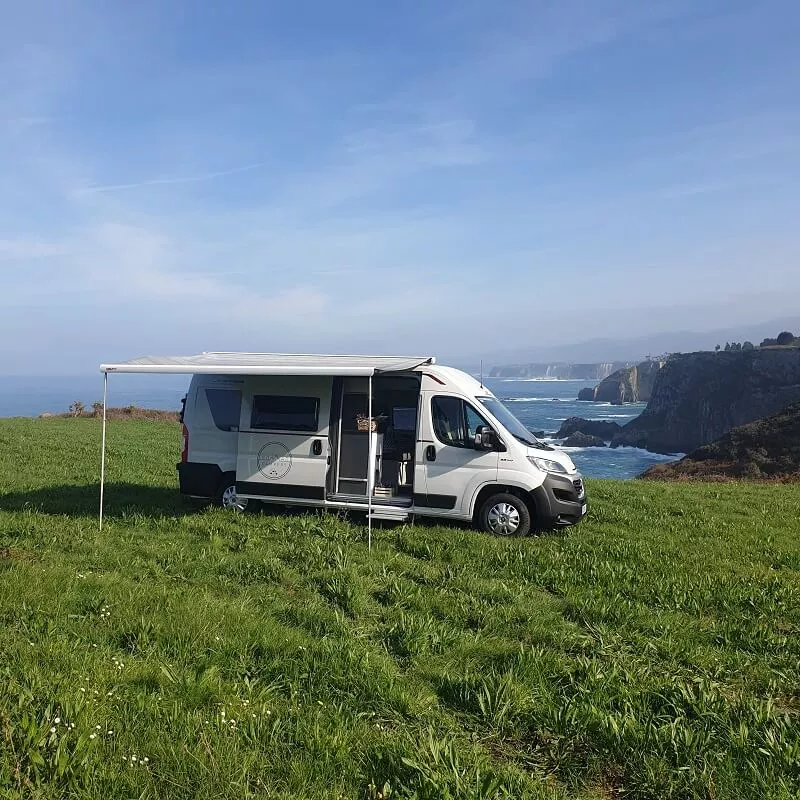 Furgoneta camper de alquiler Roller Team Livingstone 5 - Imagen 4