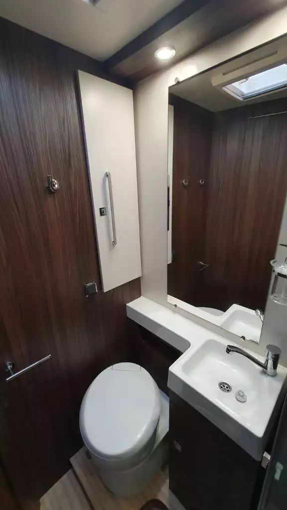 Autocaravana segunda mano Benimar Tessoro 483 Northautokapp - Imagen 9