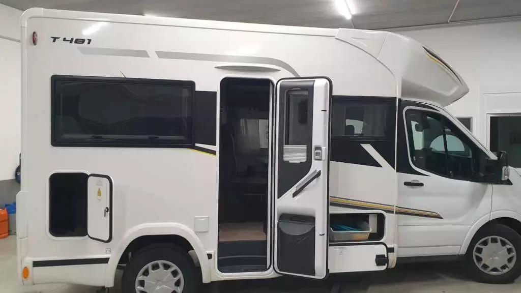Autocaravana segunda mano Benimar Tessoro 481 - Imagen 4
