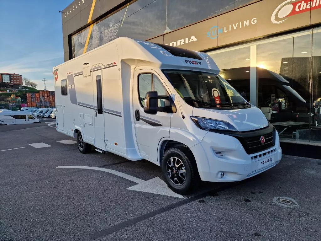 Autocaravana Pilote 746 C Exclusive Edition - Imagen 3