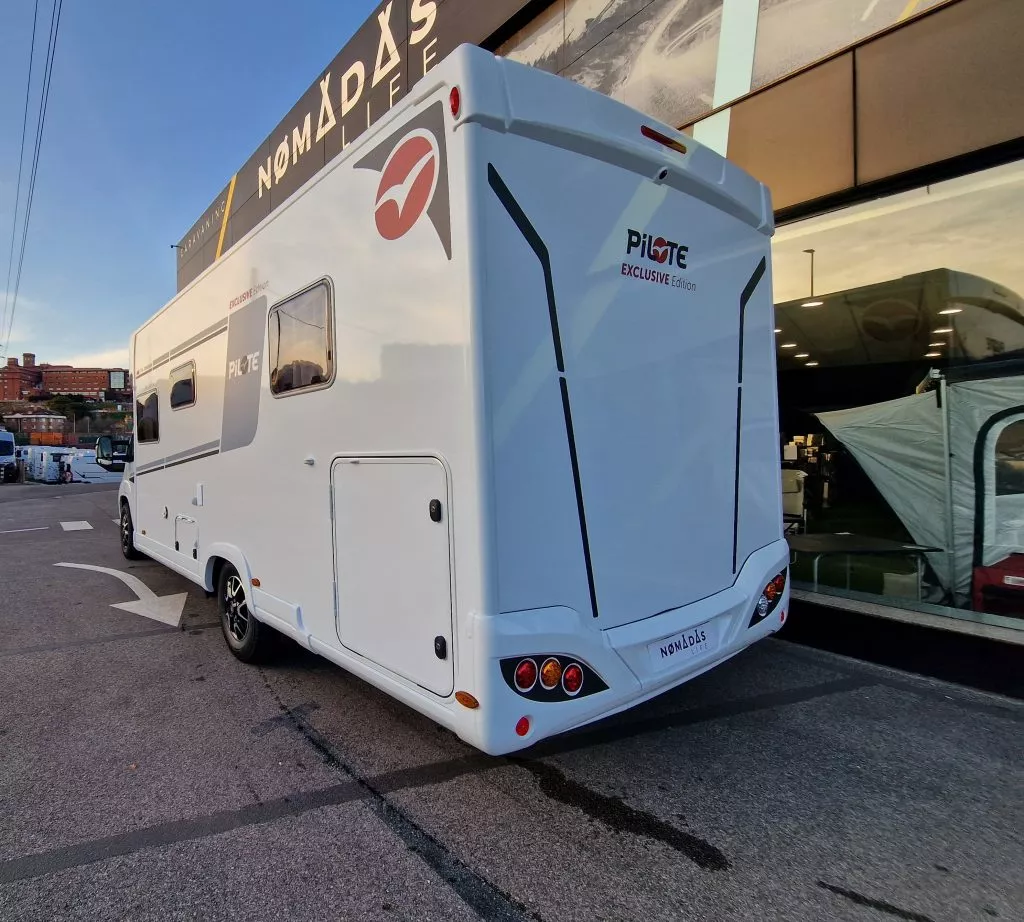 Autocaravana Pilote 746 C Exclusive Edition - Imagen 4