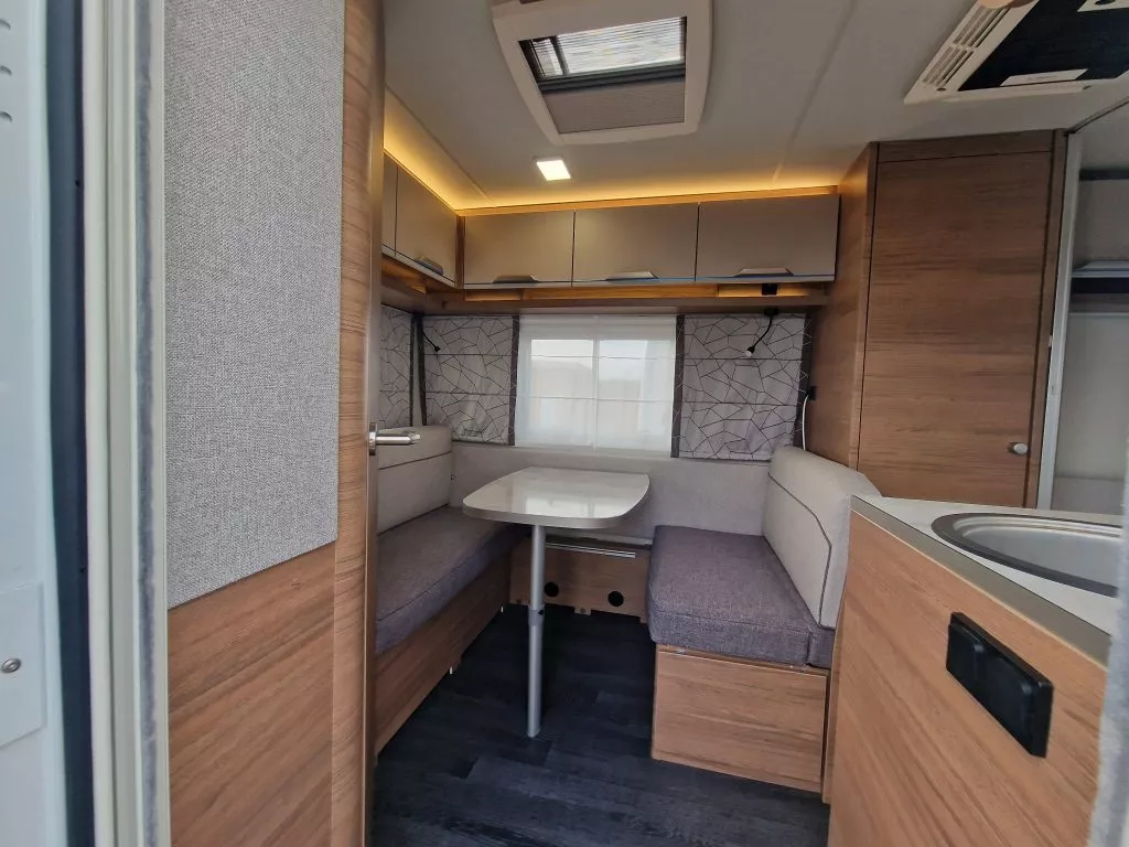 Caravana Knaus 400 QD - Imagen 7