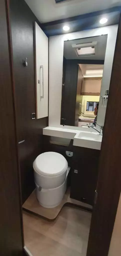 Autocaravana segunda mano Benimar Tessoro 483 Northautokapp - Imagen 8