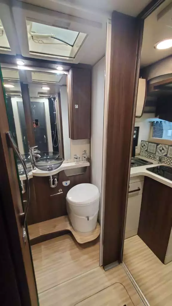 Autocaravana segunda mano Benimar Tessoro 494 Northautokapp - Imagen 8