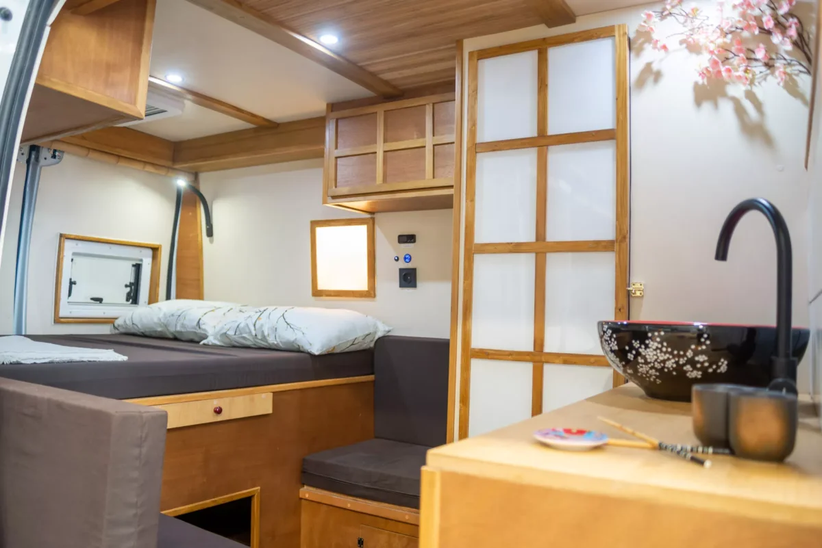 Furgoneta camper de alquiler Fiat Ducato L2H2 Kioto +25 - Imagen 4