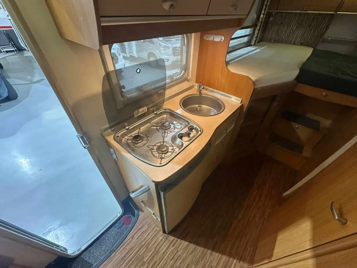 Autocaravana de segunda mano Bürstner Viseo i640 - Imagen 7