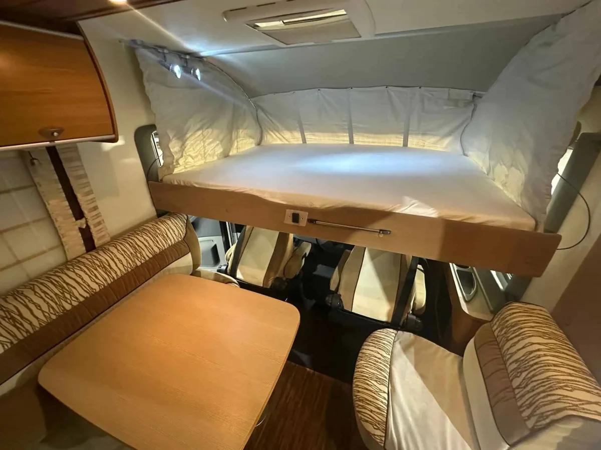 Autocaravana de segunda mano Bürstner Viseo i640 - Imagen 4