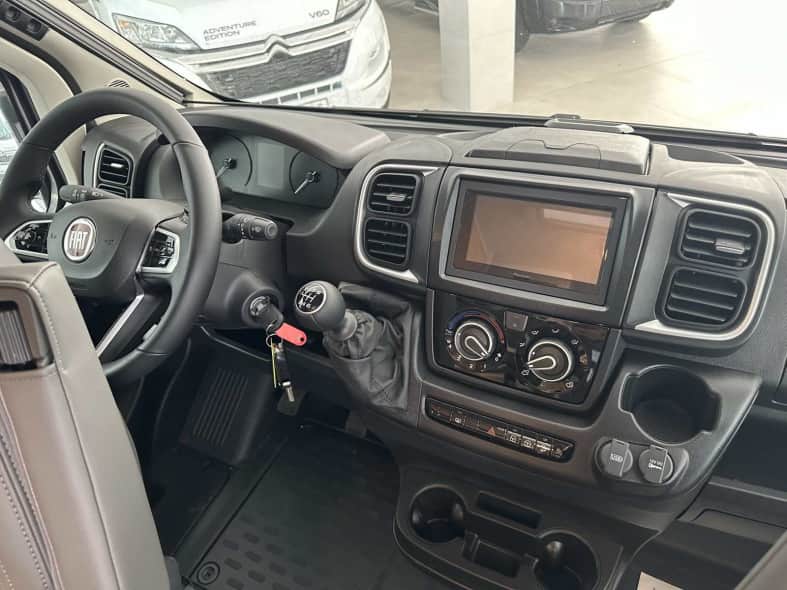 Camper de alquiler Sunlight Cliff 601 - Imagen 9