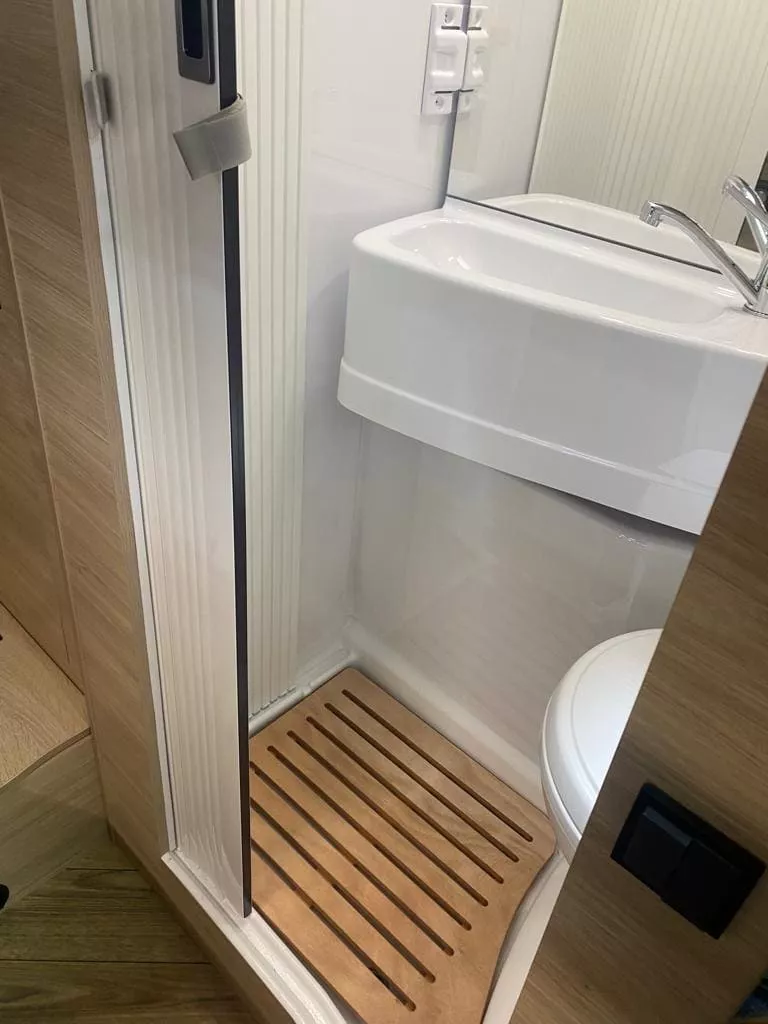 Autocaravana Challenger Slim S217 - Imagen 8