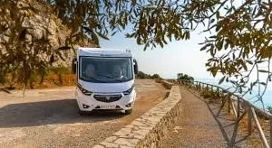 Autocaravana Benimar Amphitryon 940