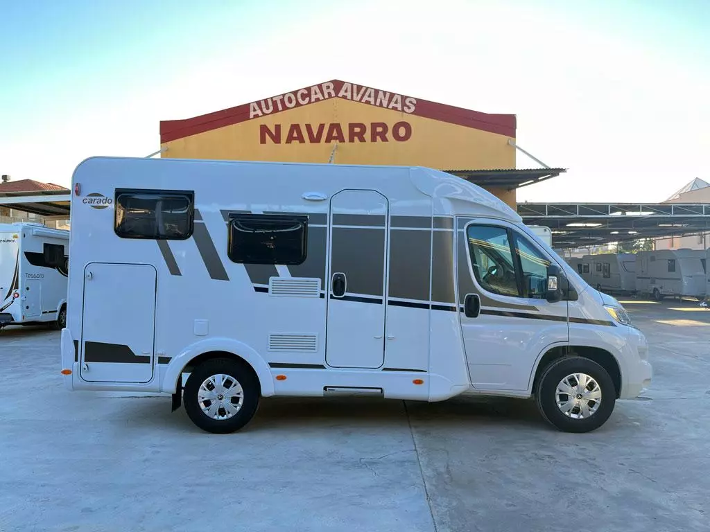 Autocaravana Carado V132