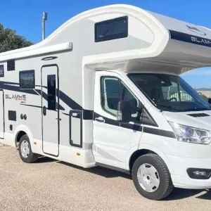 Autocaravana McLouis Glamys 320