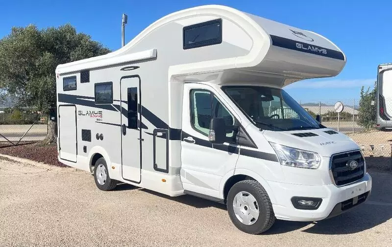 Autocaravana McLouis Glamys 320