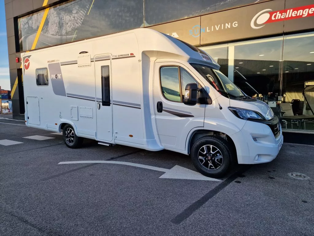 Autocaravana Pilote 746 C Exclusive Edition - Imagen 2