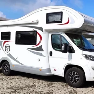 Autocaravana alquiler Elnagh Baron 22