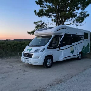 Autocaravana de alquiler Benimar Mileo 263