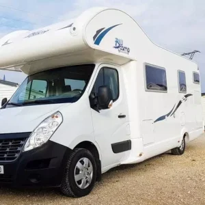 Autocaravana de alquiler Blucamp Sky71 BUR