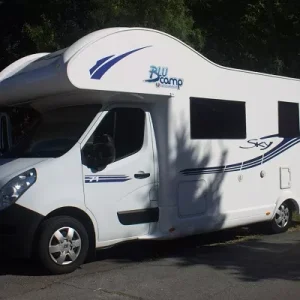 Autocaravana de alquiler Blucamp hasta 7 personas