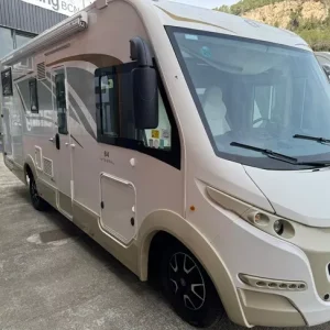 Autocaravana de alquiler Caravan Internacional Magis xt 84