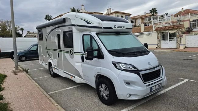 Autocaravana de alquiler Chausson 724 EtapeLine