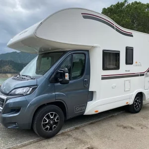 Autocaravana de alquiler Peugeot Giottiline Siena 422