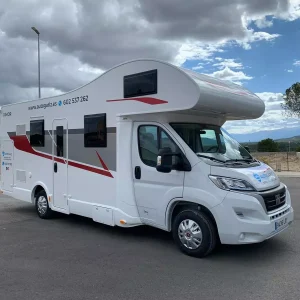 Autocaravana de alquiler Rimor Seal 9