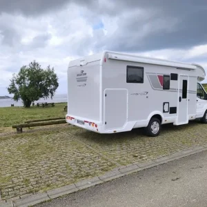 Autocaravana de alquiler Roller Team Kronos 265 TL