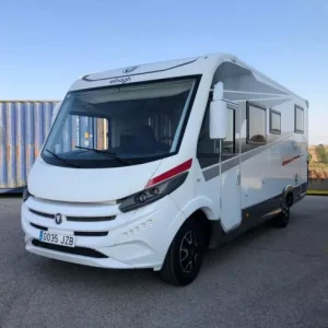 Autocaravana de ocasión integral 5 plazas camas gemelas