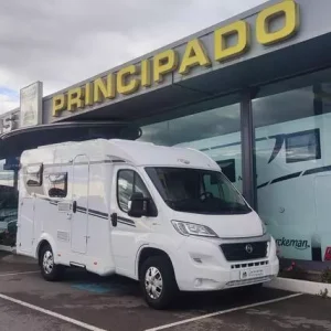 Autocaravana de segunda mano Carado V132