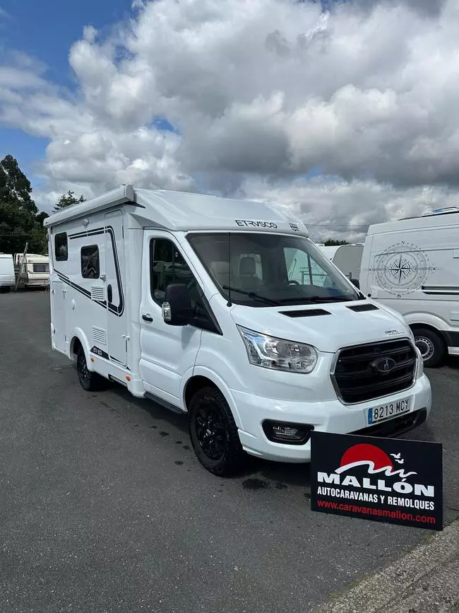 Autocaravana de segunda mano Etrusco V 5.9 DF - Imagen 2