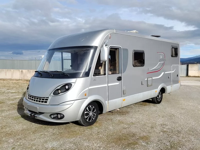 Autocaravana segunda mano Hymer Eriba 678 - Imagen 2