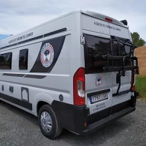 Furgoneta camper de alquiler Benimar Benivan 116UP