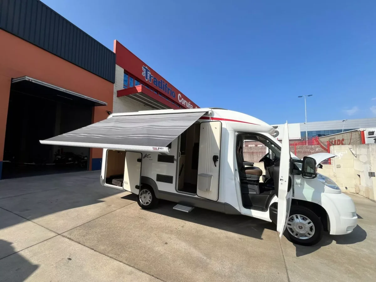 Autocaravana segunda mano Burstner Travel Van T571G - Imagen 9