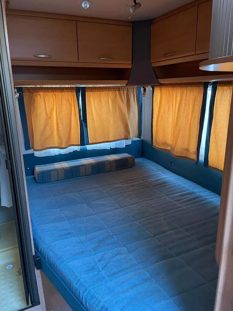 Caravana de segunda mano Knaus Sudwind 450 TF - Imagen 4