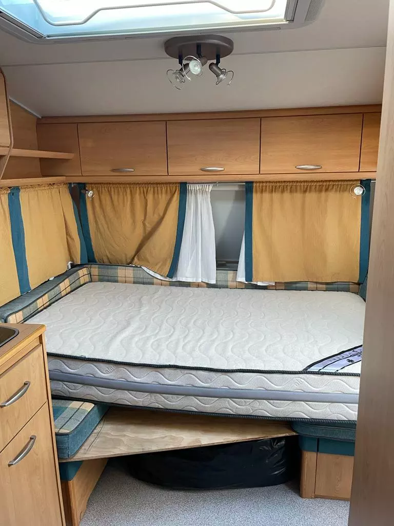 Caravana de segunda mano Knaus Sudwind 450 TF - Imagen 5