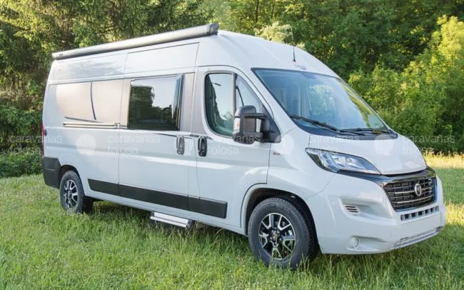 Camper de alquiler Carado 601 Clever+