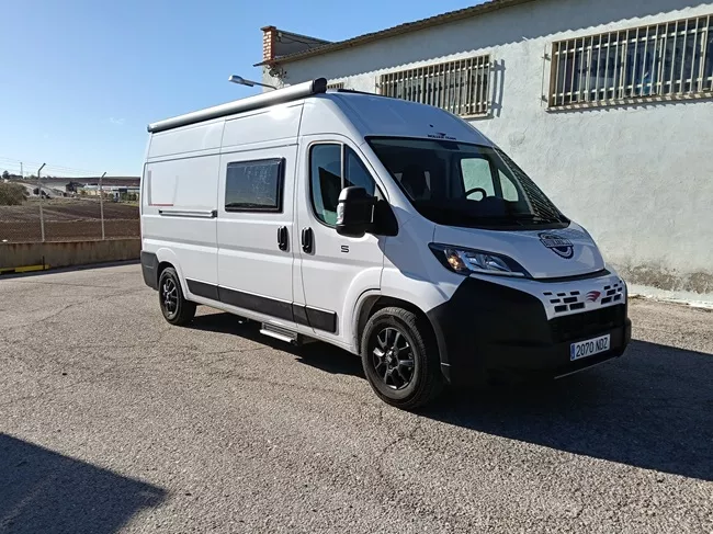 Camper de alquiler Roller Team Livingstone 5 - Imagen 2