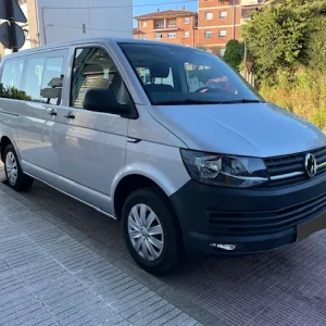 Camper de segunda mano Volkswagen Caravelle 9 plazas