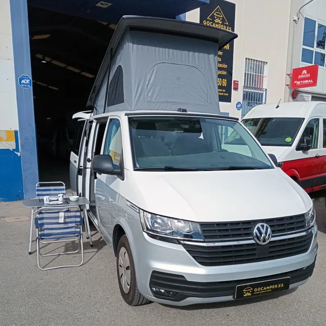 Camper ocasión Volkswagen California 2023