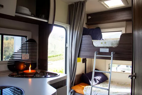 Autocaravana de alquiler Benimar S 323 - Imagen 6