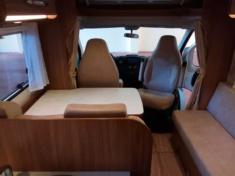 Autocaravana de alquiler Carado T448 - Imagen 9