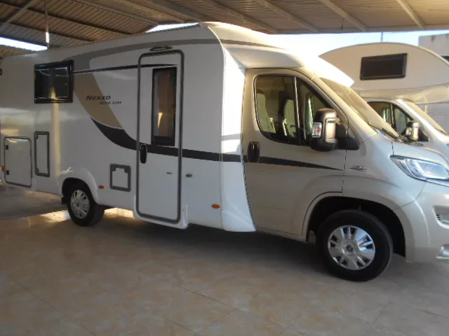 Autocaravana de segunda mano Bürstner Nexxo T-685 - Imagen 2