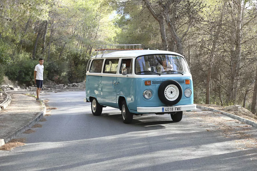 Camper de segunda mano Wolkswaguen Bay Window T2 1976 1600 - Imagen 6