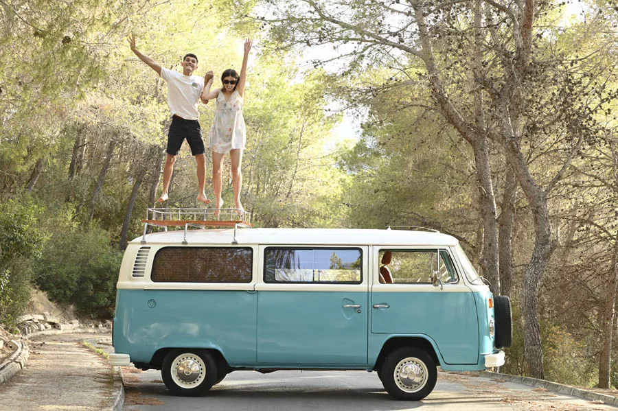 Camper de segunda mano Wolkswaguen Bay Window T2 1976 1600 - Imagen 4