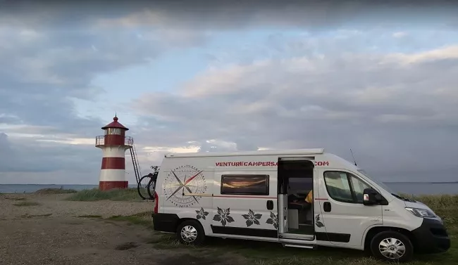 Furgoneta camper de alquiler McLouis Menfys 3 Maxi Tuareg - Imagen 2