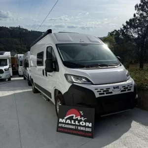 Furgoneta camper McLouis Menfys 3