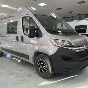 Furgoneta camper Pössl Summit 600 Plus